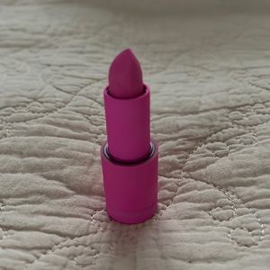 Jeffree star cosmetics velvet trap lipstick